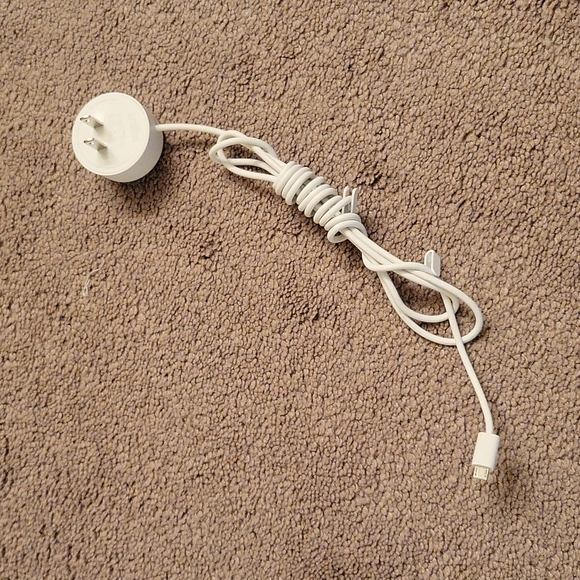 Google Home Mini - Picture 4 of 4